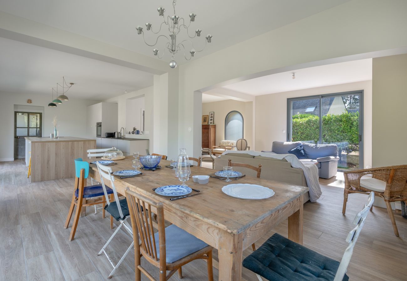 House in Mesquer - 300m from the beach, house for 9 adults and 3 kids