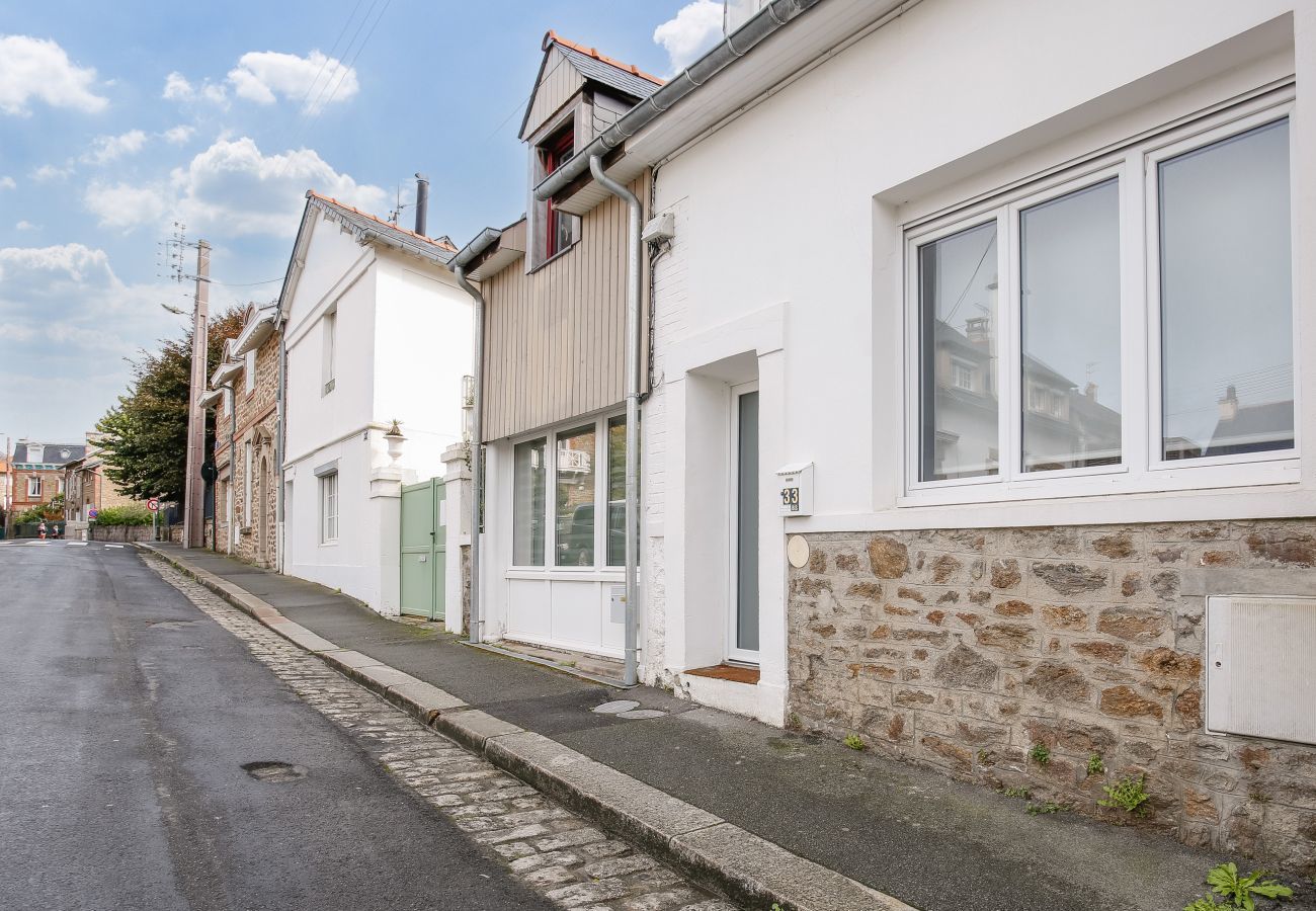 House in Dinard - 200m from the beach, cosy house for 4