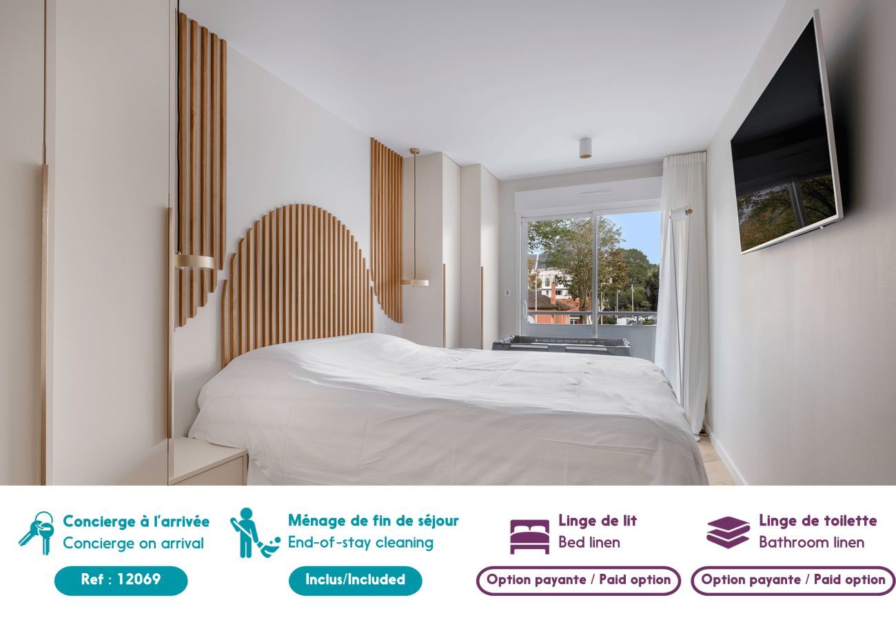 Apartment in La Baule-Escoublac - Luxury seafront flat for 4