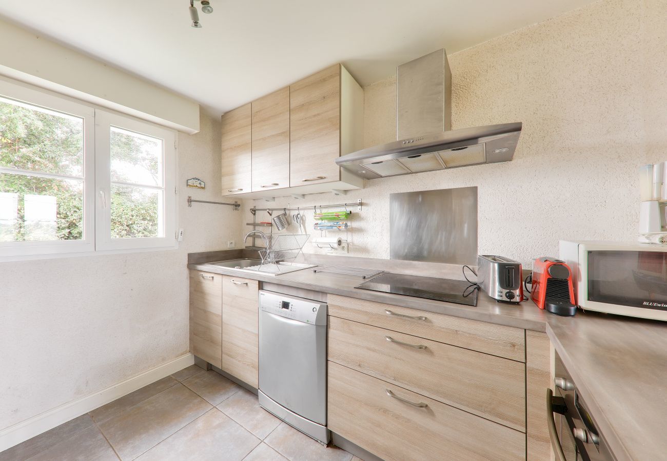 House in Saint-Philibert - Large river view house for 8 in St Philibert