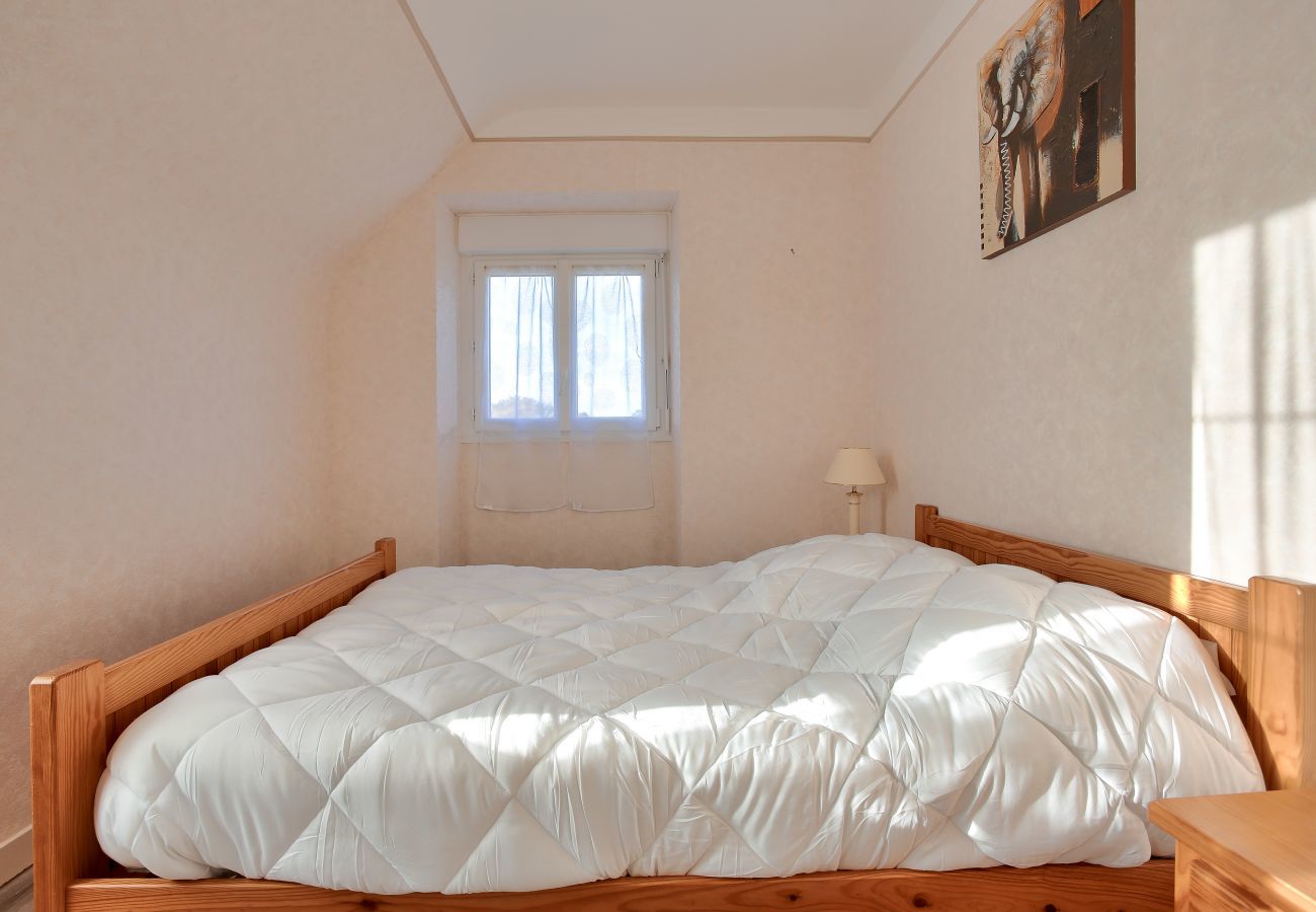 House in Erquy - In the Erquy countryside, large house for 6 people