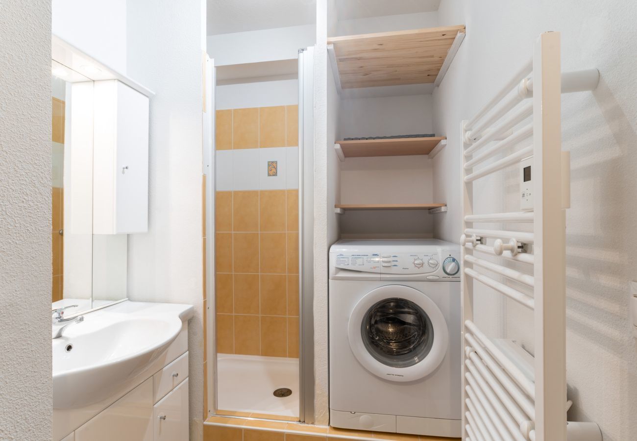 Apartment in Le Dévoluy - La Joue du Loup, flat for 4 with terrace