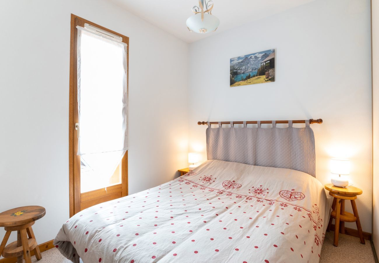 Apartment in Le Dévoluy - La Joue du Loup, flat for 4 with terrace