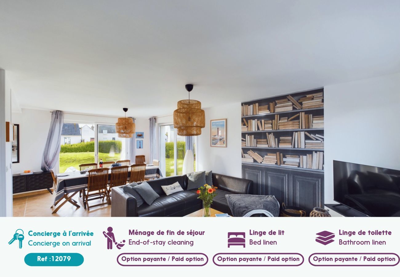 House in Penmarch - 300m from the wild coast, family home for 8