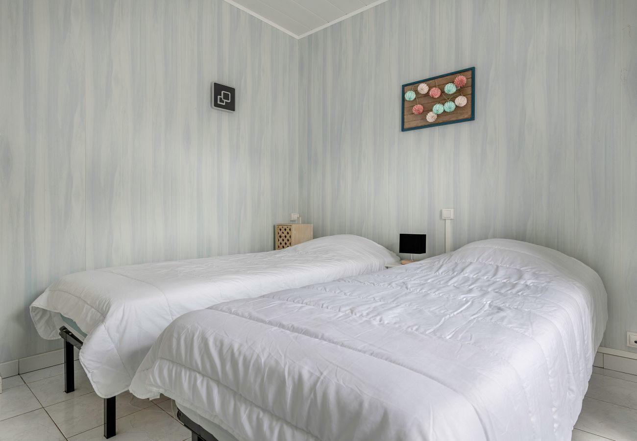 Townhouse in La Bernerie-en-Retz - Beach 200m , house, for 4 people.