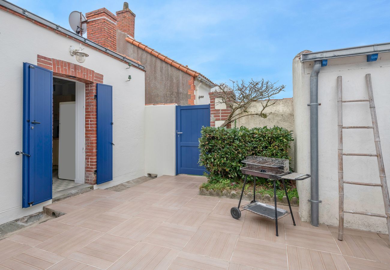 Townhouse in La Bernerie-en-Retz - Beach 200m , house, for 4 people.