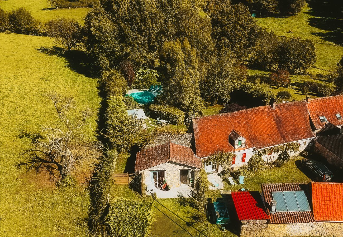 House in Saint Rabier - Dordogne - Beautiful cottage for 8 with a pool