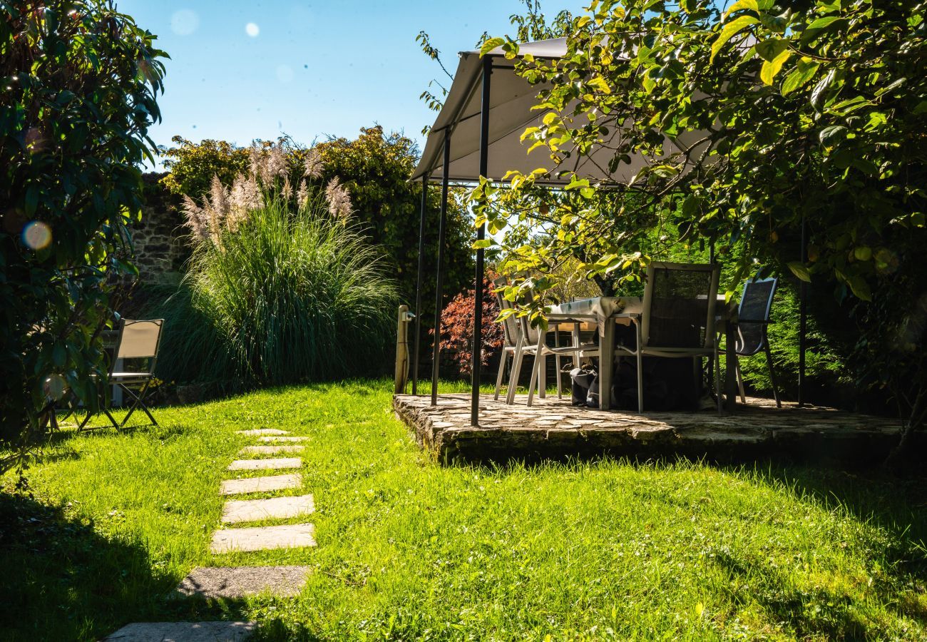 House in Saint Rabier - Dordogne - Beautiful cottage for 8 with a pool