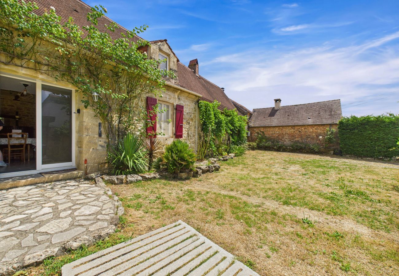House in Saint Rabier - Dordogne - Beautiful cottage for 8 with a pool
