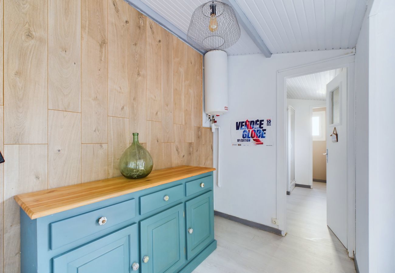 Terraced House in Longeville-sur-Mer - Ideal for 2 adults and 3 children – Longeville-sur-Mer