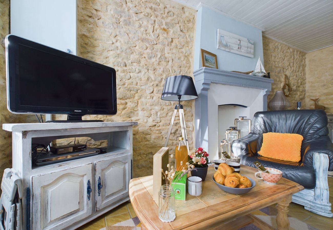 Terraced House in Longeville-sur-Mer - Ideal for 2 adults and 3 children – Longeville-sur-Mer