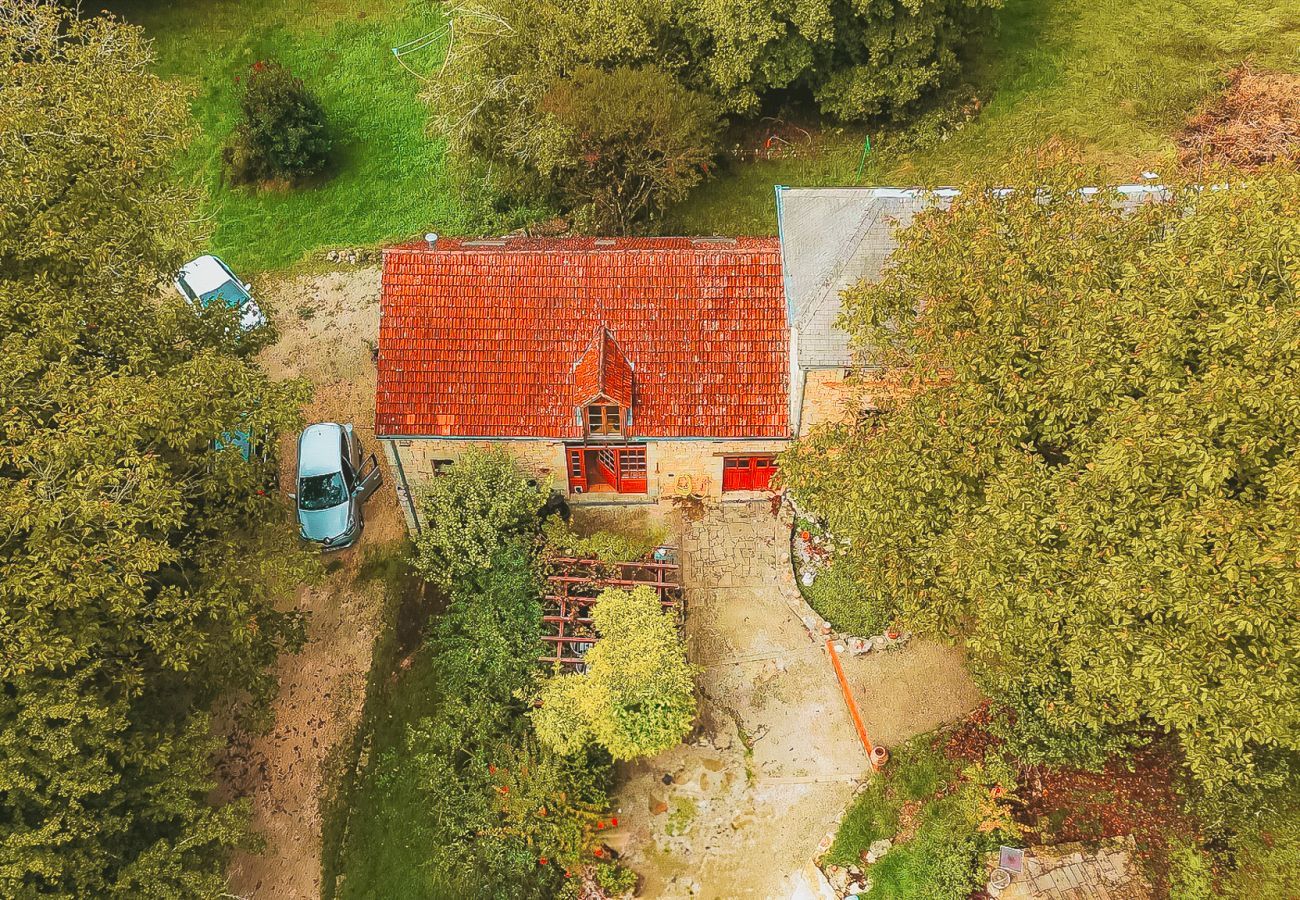House in Salignac-Eyvigues - Salignac-Eyvigues, house for 7 with pool