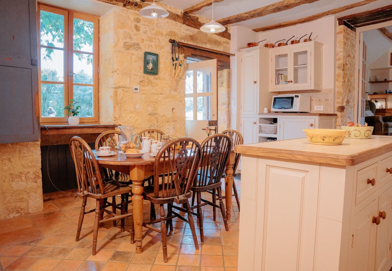 House in Salignac-Eyvigues - Salignac-Eyvigues, house for 7 with pool