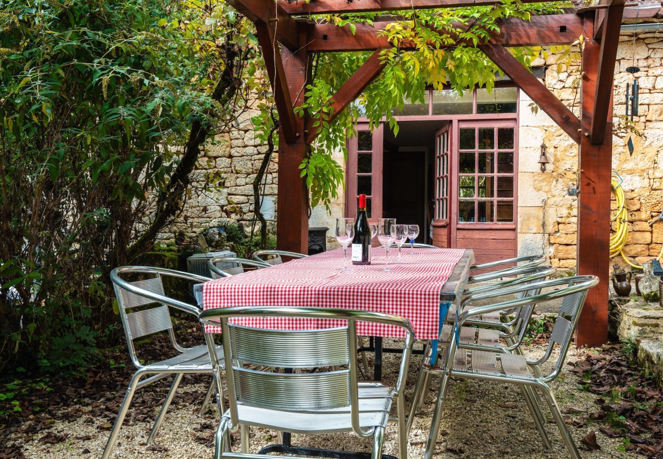 House in Salignac-Eyvigues - Salignac-Eyvigues, house for 7 with pool