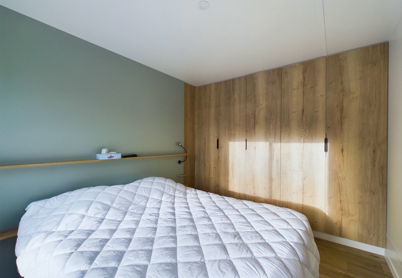 Chalet in Saint-Gilles-Croix-de-Vie - Residence Les Voiles Blanches chalet for 8