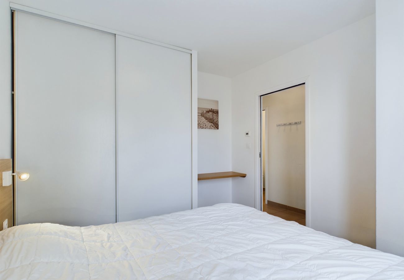 Apartment in La Tranche-sur-Mer - Seaview ! Flat for 6 persons