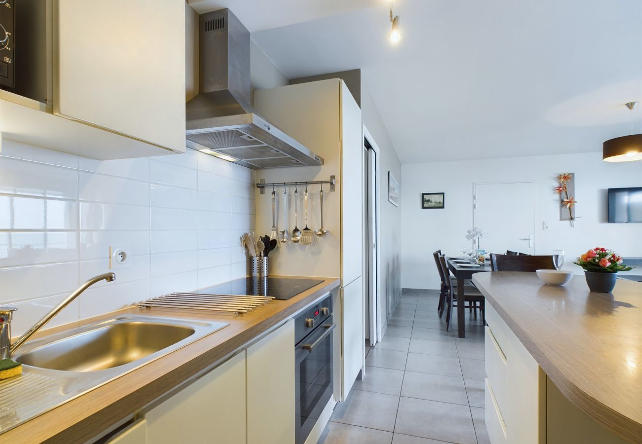 Apartment in La Tranche-sur-Mer - Seaview ! Flat for 6 persons
