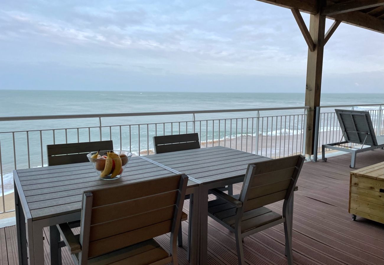 Apartment in La Tranche-sur-Mer - Sea view - large terrace - 12 people