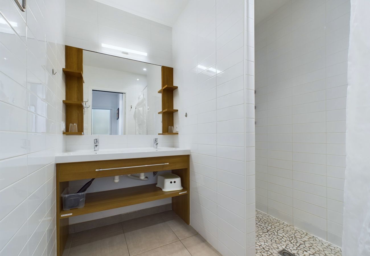 Apartment in La Tranche-sur-Mer - Sea view - Flat for 4 at La Tranche sur Mer