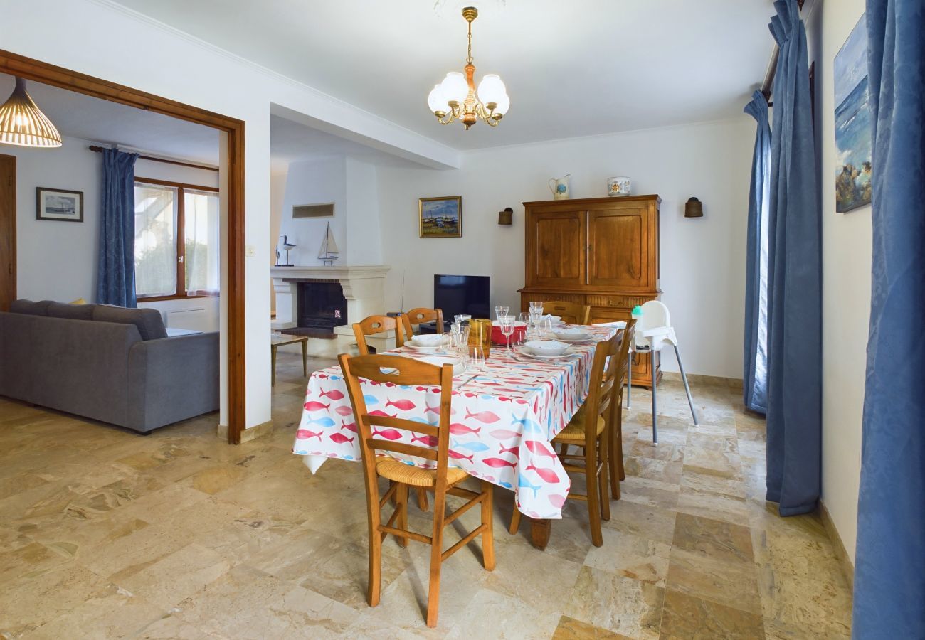 House in Fouesnant - Large family home 10 minutes from the beach