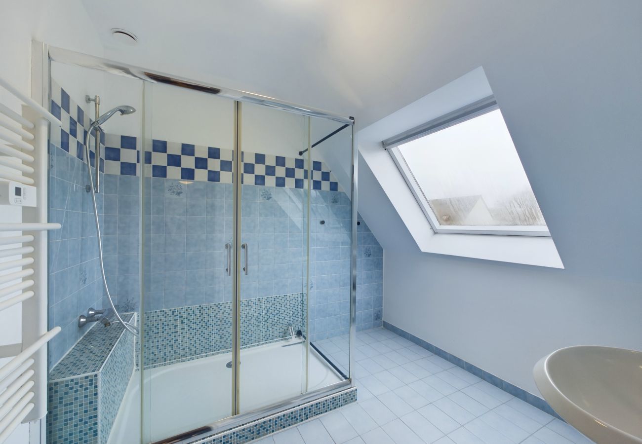 House in Fouesnant - Large family home 10 minutes from the beach