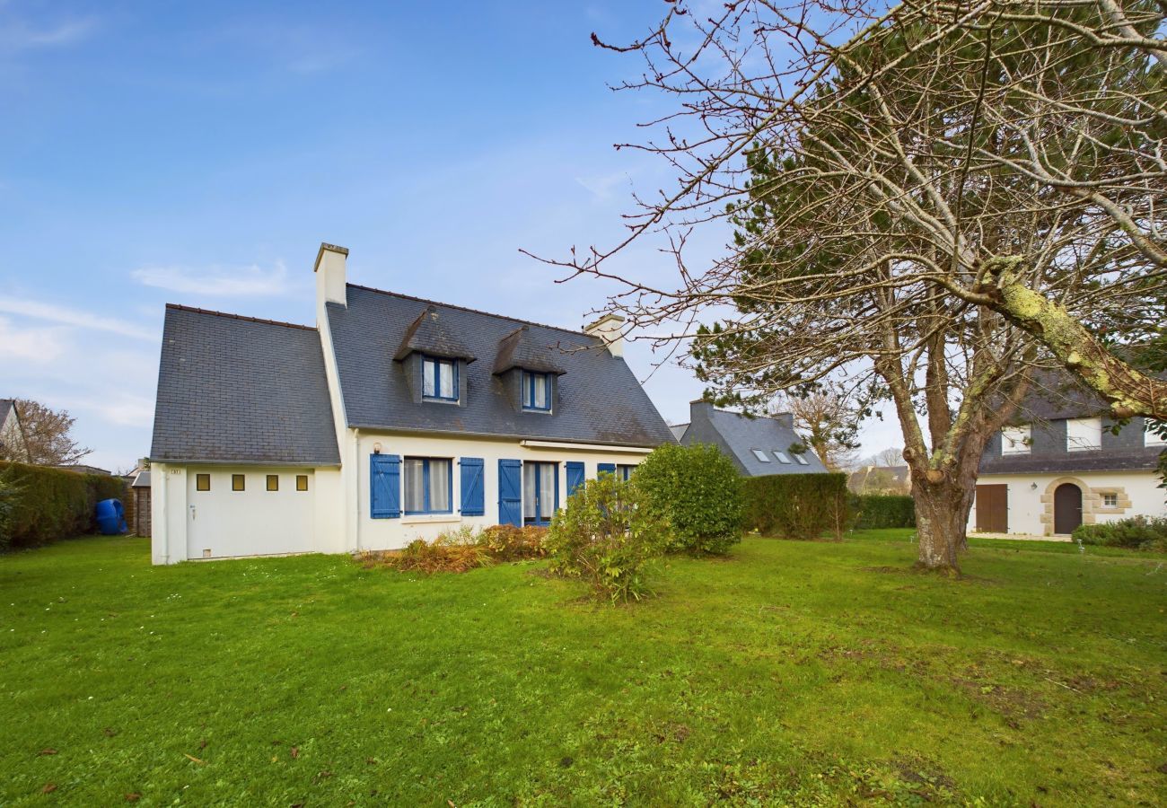 House in Fouesnant - Large family home 10 minutes from the beach