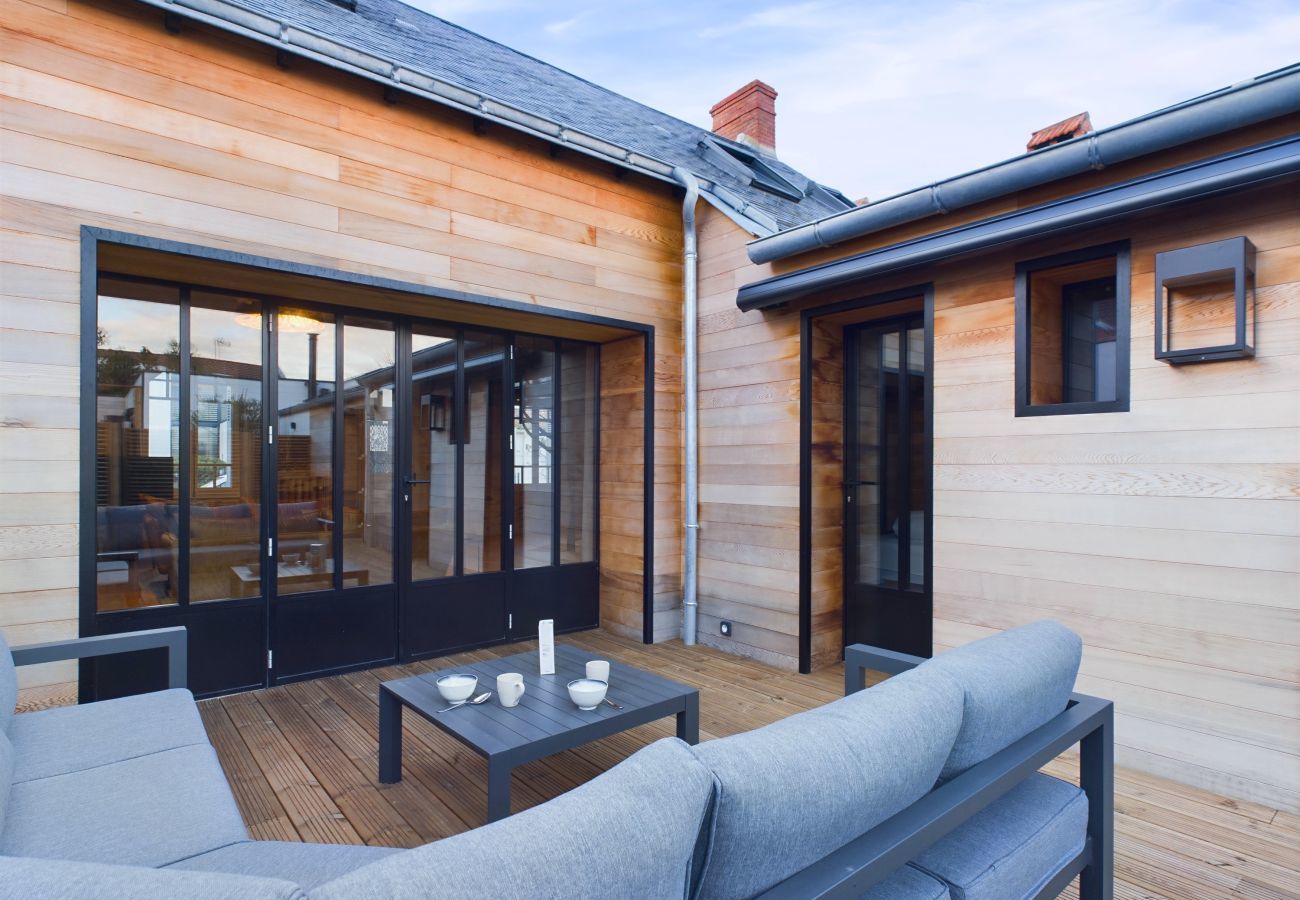 House in Saint-Gilles-Croix-de-Vie - House in the heart of St-Gilles for 6 - Jacuzzi