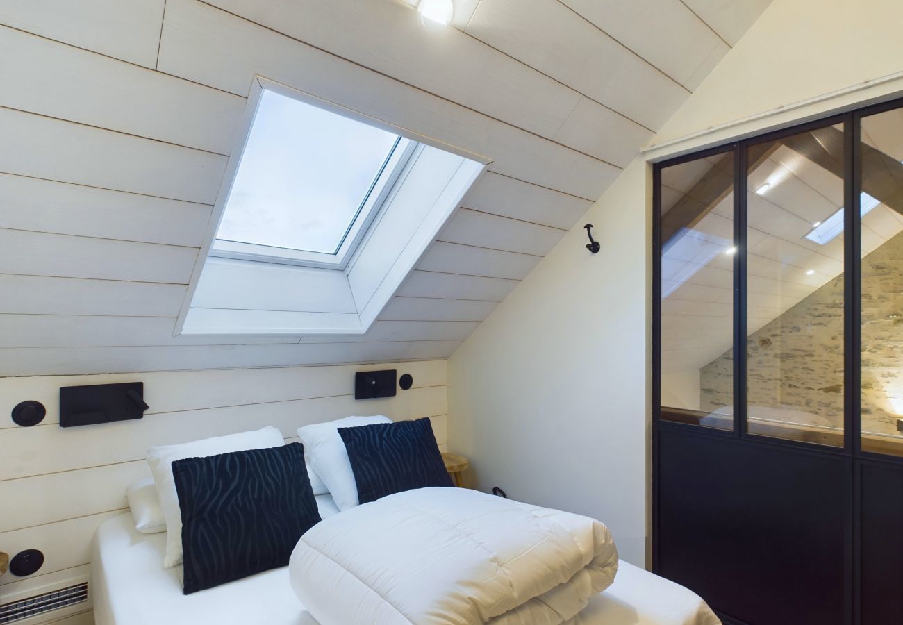 House in Saint-Gilles-Croix-de-Vie - House in the heart of St-Gilles for 6 - Jacuzzi