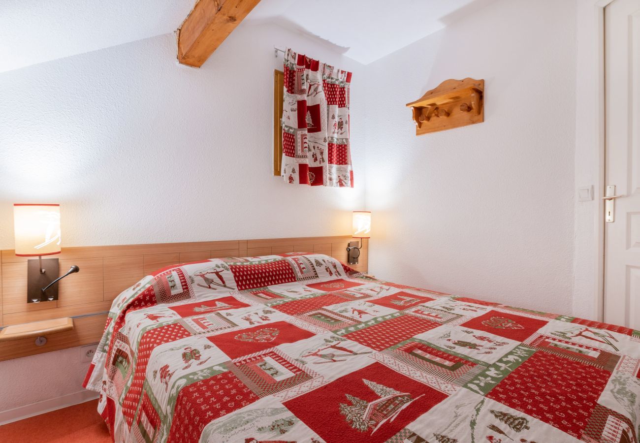 Apartment in Le Dévoluy - 200m from the ski slopes, flat for 4