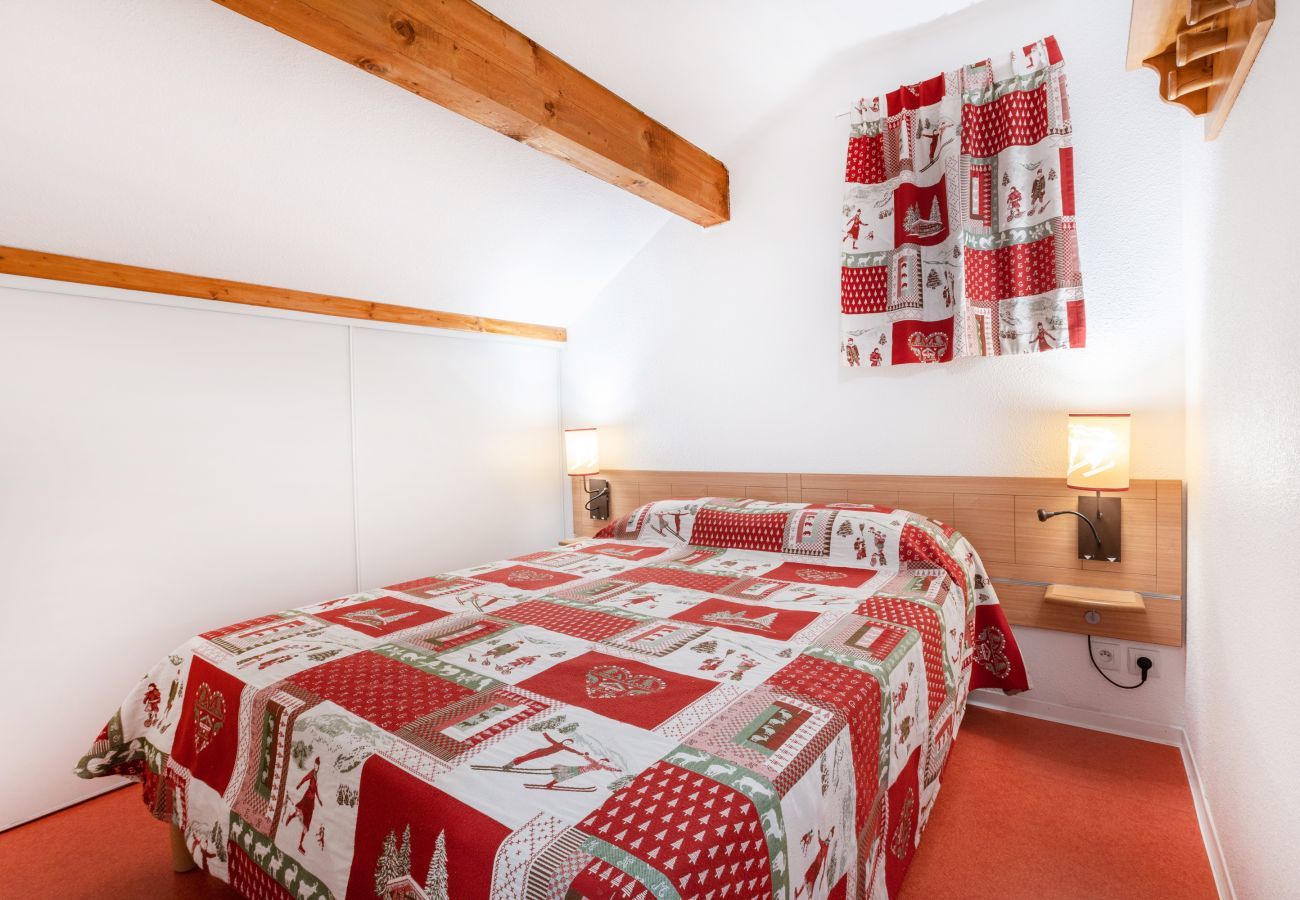 Apartment in Le Dévoluy - 200m from the ski slopes, flat for 4