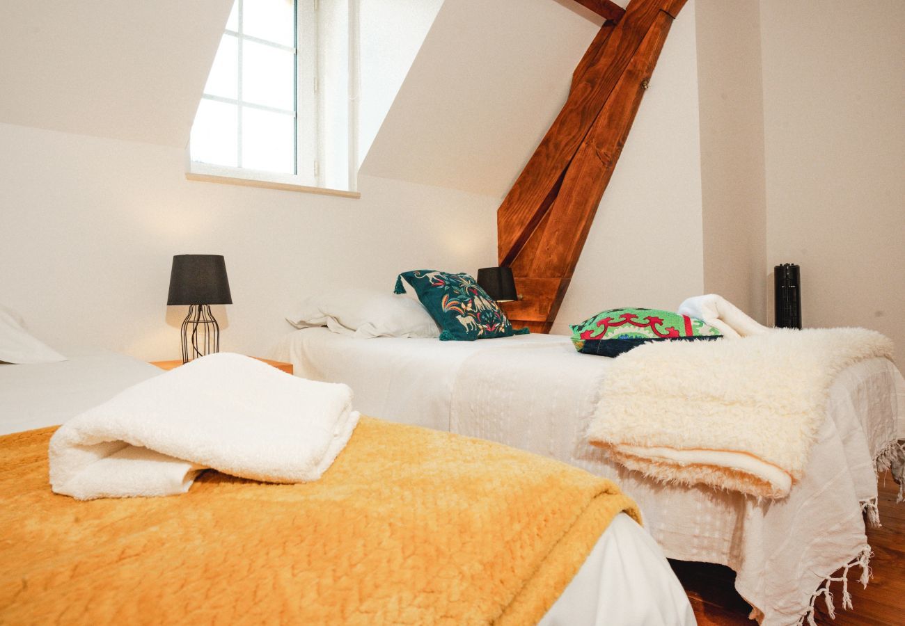 House in La Chapelle-Aubareil - Large house for 15 with pool and tennis court