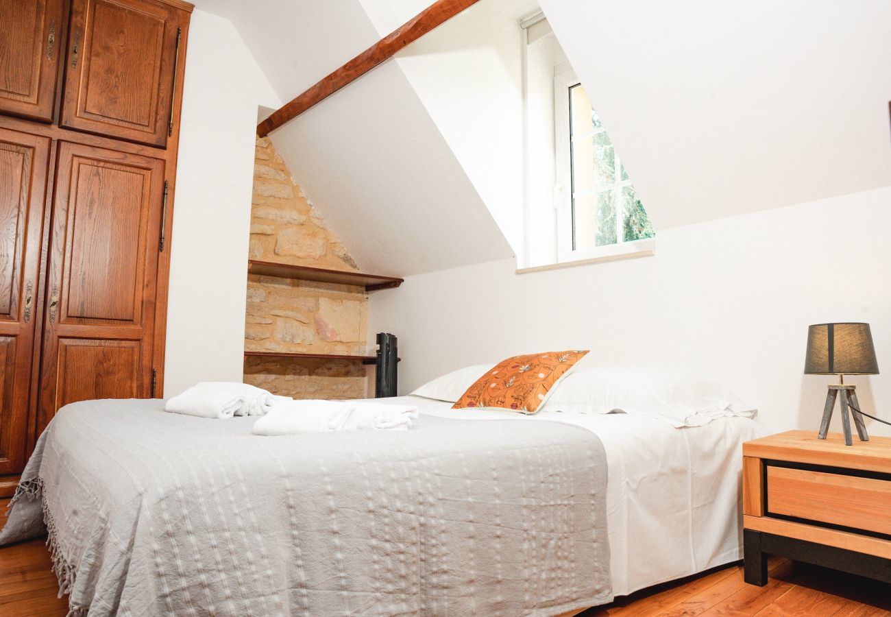 House in La Chapelle-Aubareil - Large house for 15 with pool and tennis court