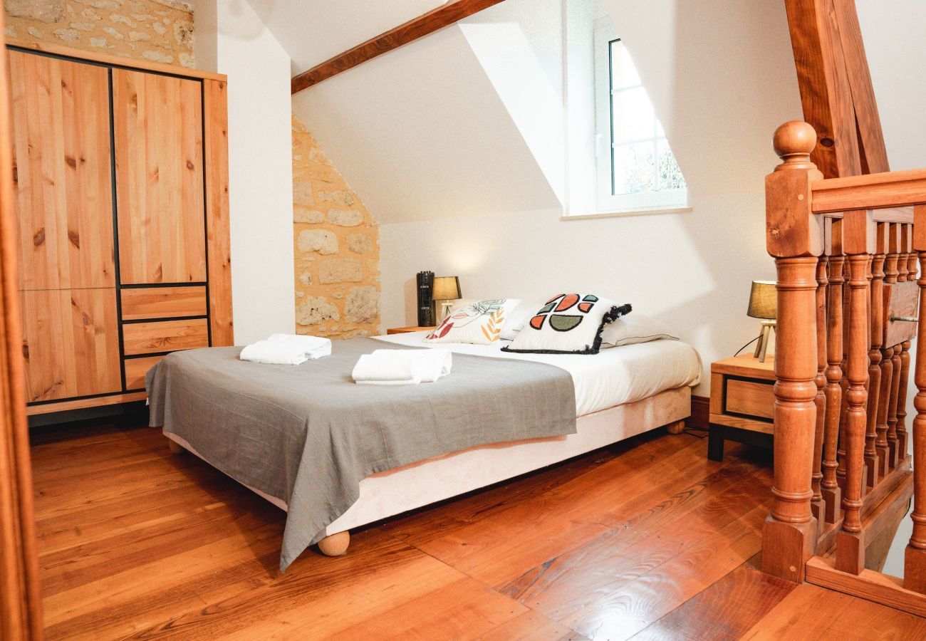 House in La Chapelle-Aubareil - Large house for 15 with pool and tennis court