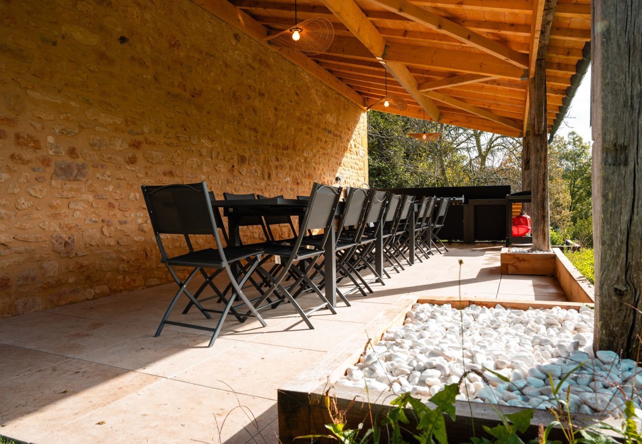 House in La Chapelle-Aubareil - Large house for 15 with pool and tennis court