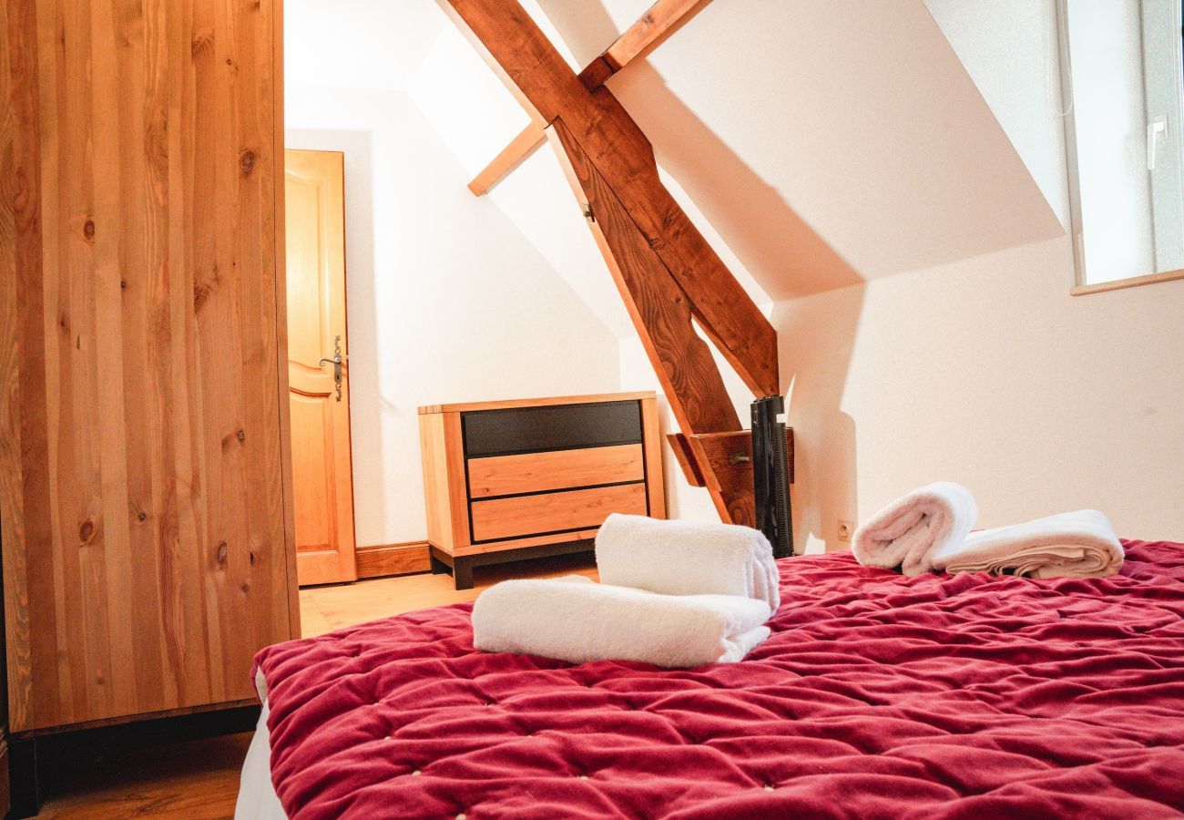 House in La Chapelle-Aubareil - Large house for 15 with pool and tennis court