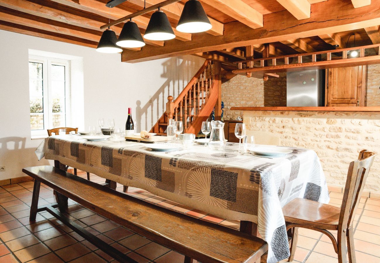 House in La Chapelle-Aubareil - Large house for 15 with pool and tennis court