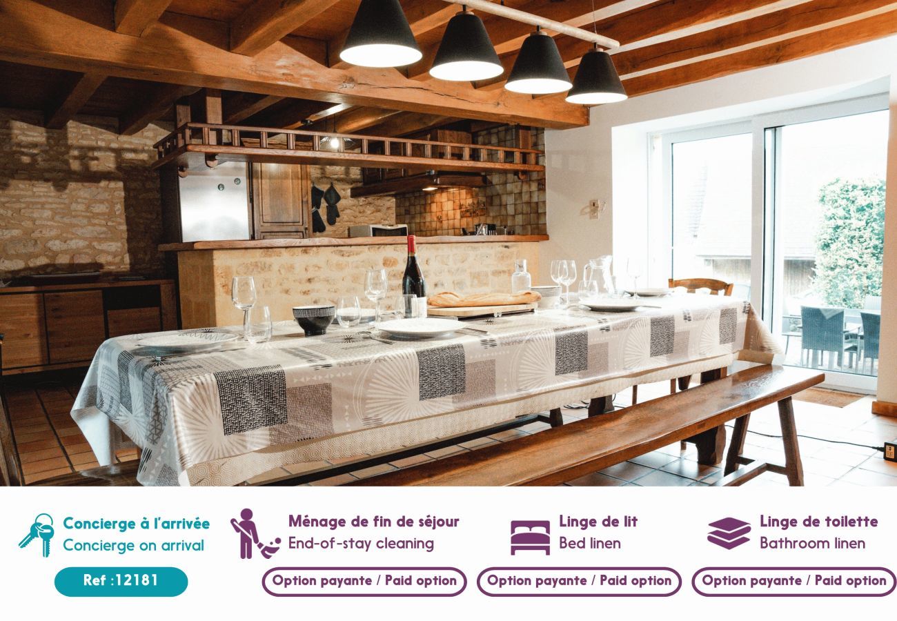 House in La Chapelle-Aubareil - Large house for 15 with pool and tennis court