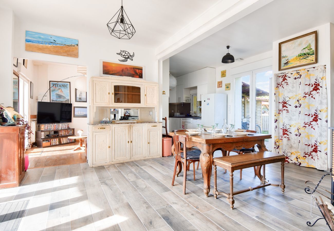House in Préfailles - Facing the ocean, lovely spacious house for 6