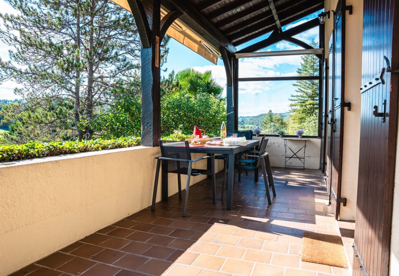 House in Auriac-du-Périgord - Estate for 8 people with swimming pool