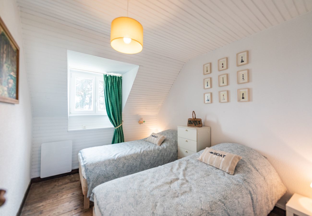 House in Treffiagat - 50 m from the beach – House for 6 with garden