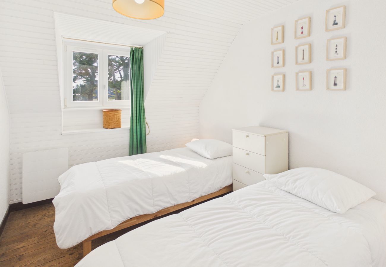 House in Treffiagat - 50 m from the beach – House for 6 with garden