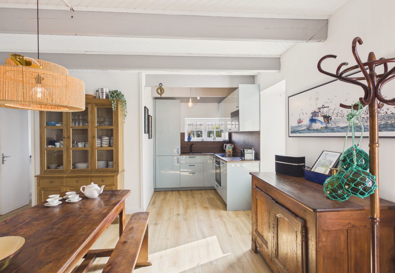 House in Treffiagat - 50 m from the beach – House for 6 with garden