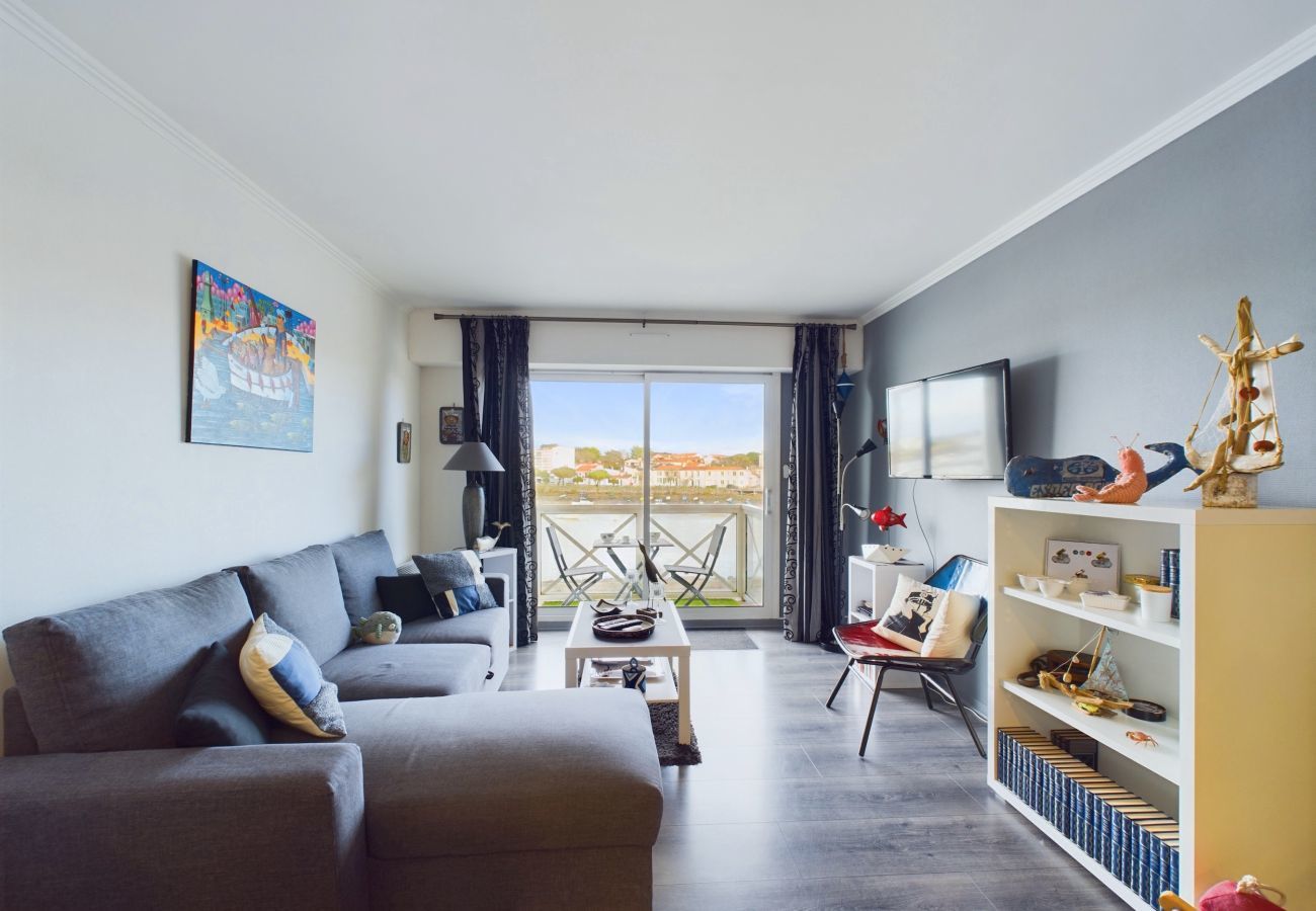 Apartment in Saint-Gilles-Croix-de-Vie - Cozy apartment for 4, in the center of St-Gilles