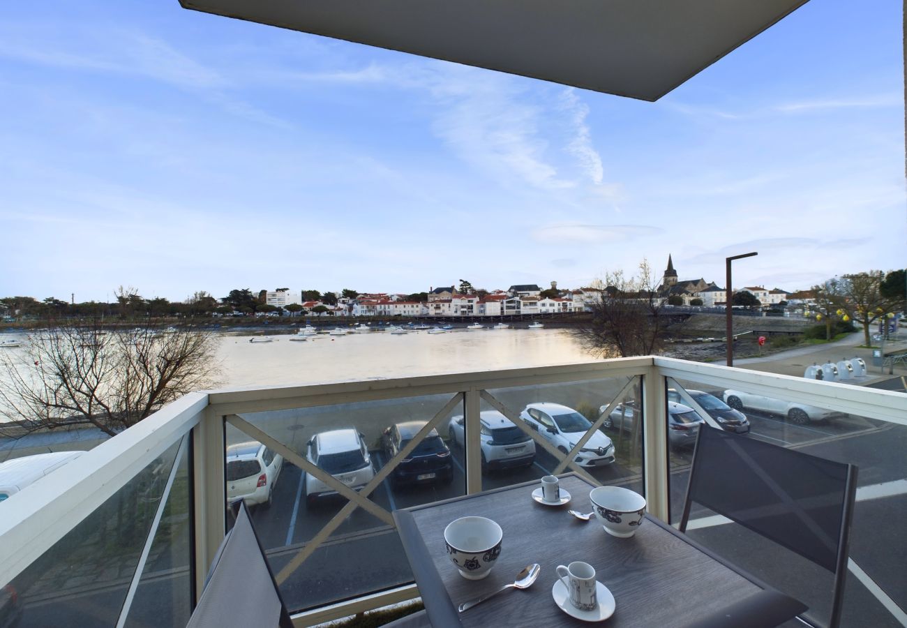 Apartment in Saint-Gilles-Croix-de-Vie - Cozy apartment for 4, in the center of St-Gilles