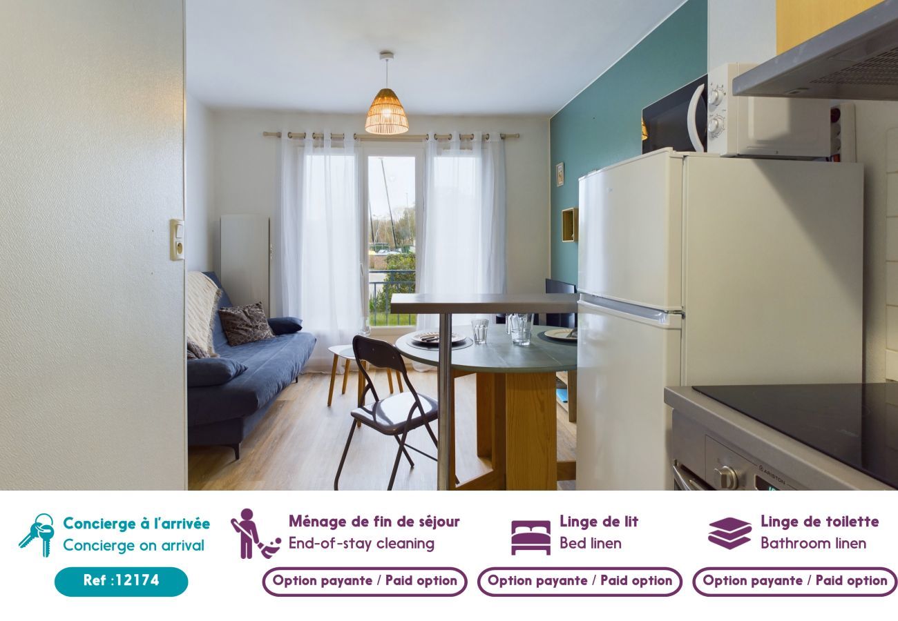 Apartment in Fouesnant - 100 m from the beach, 2 adults and 2 children