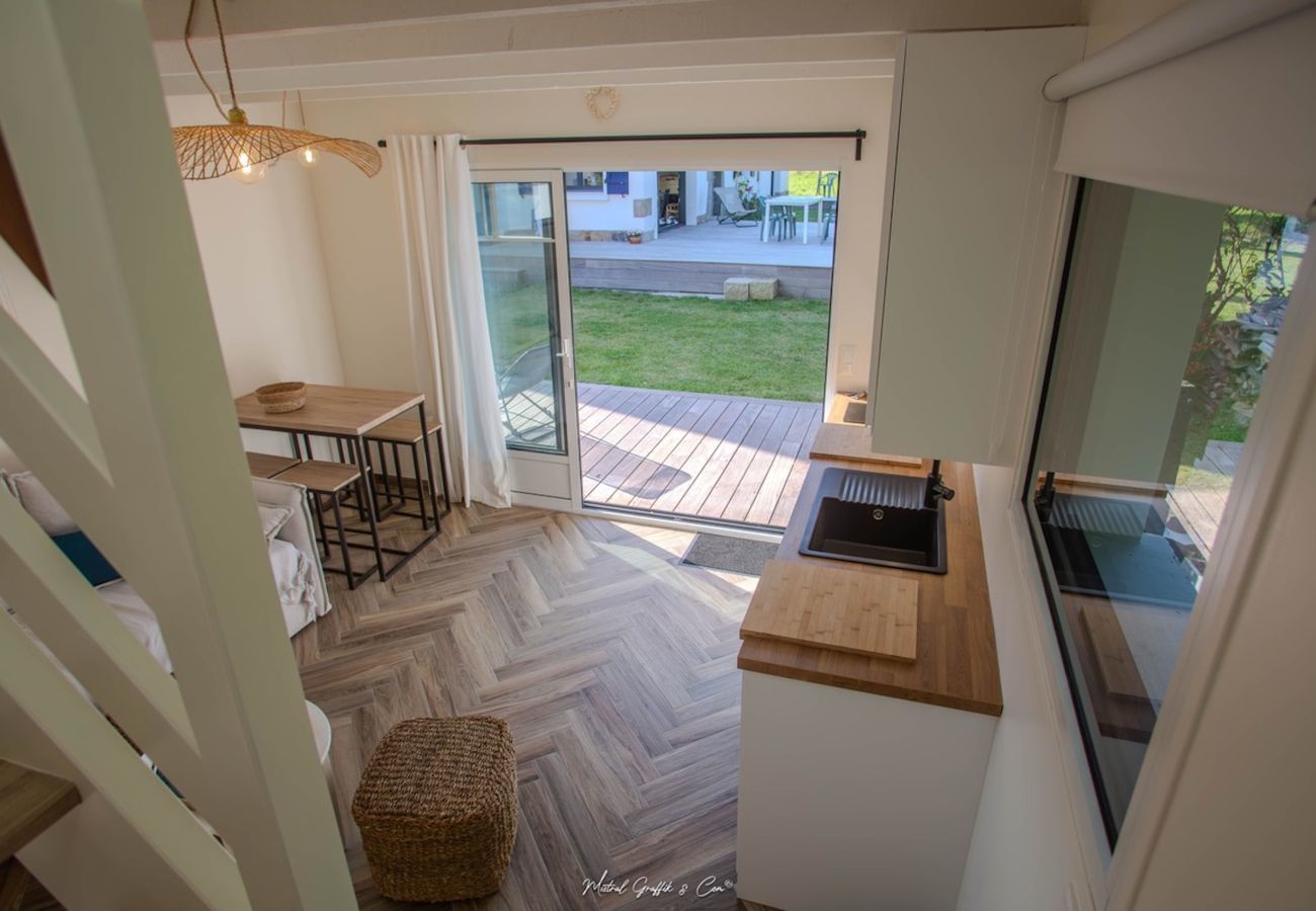 House in Penvénan - House 300 m from the sea with garden