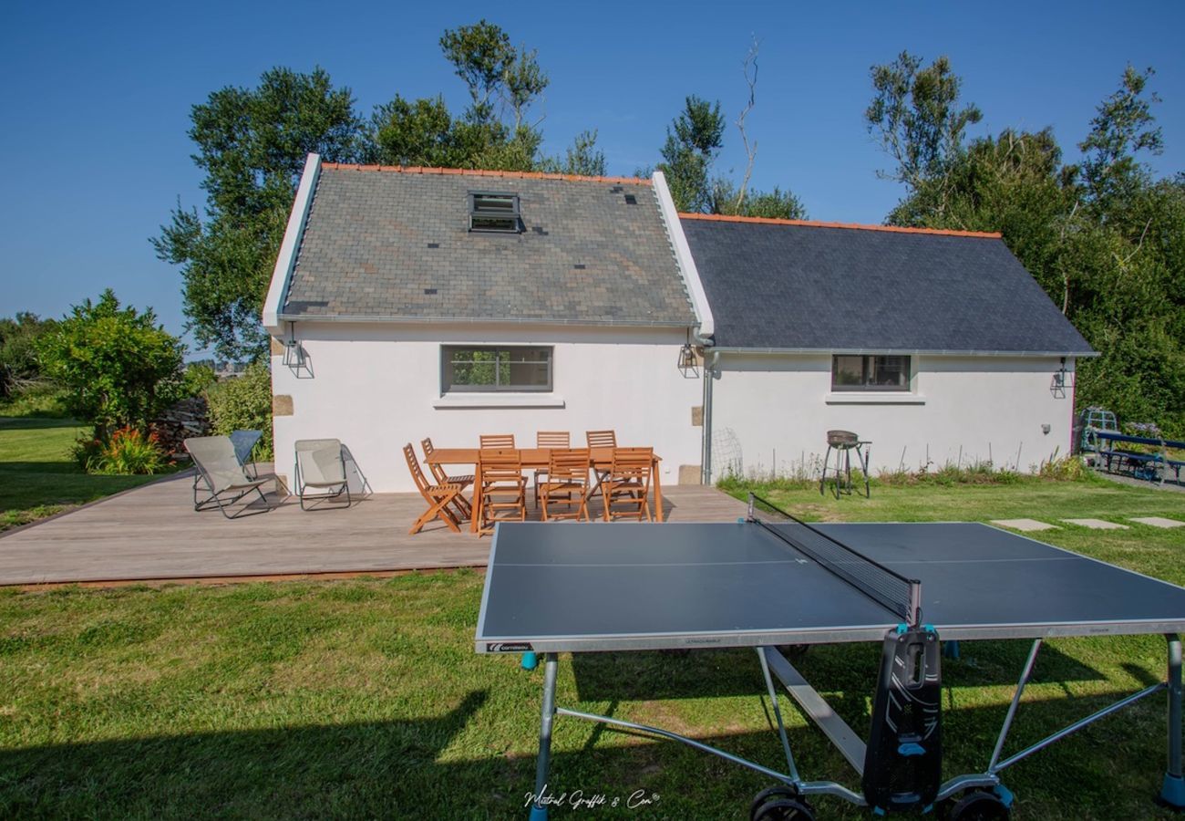House in Penvénan - House 300 m from the sea with garden