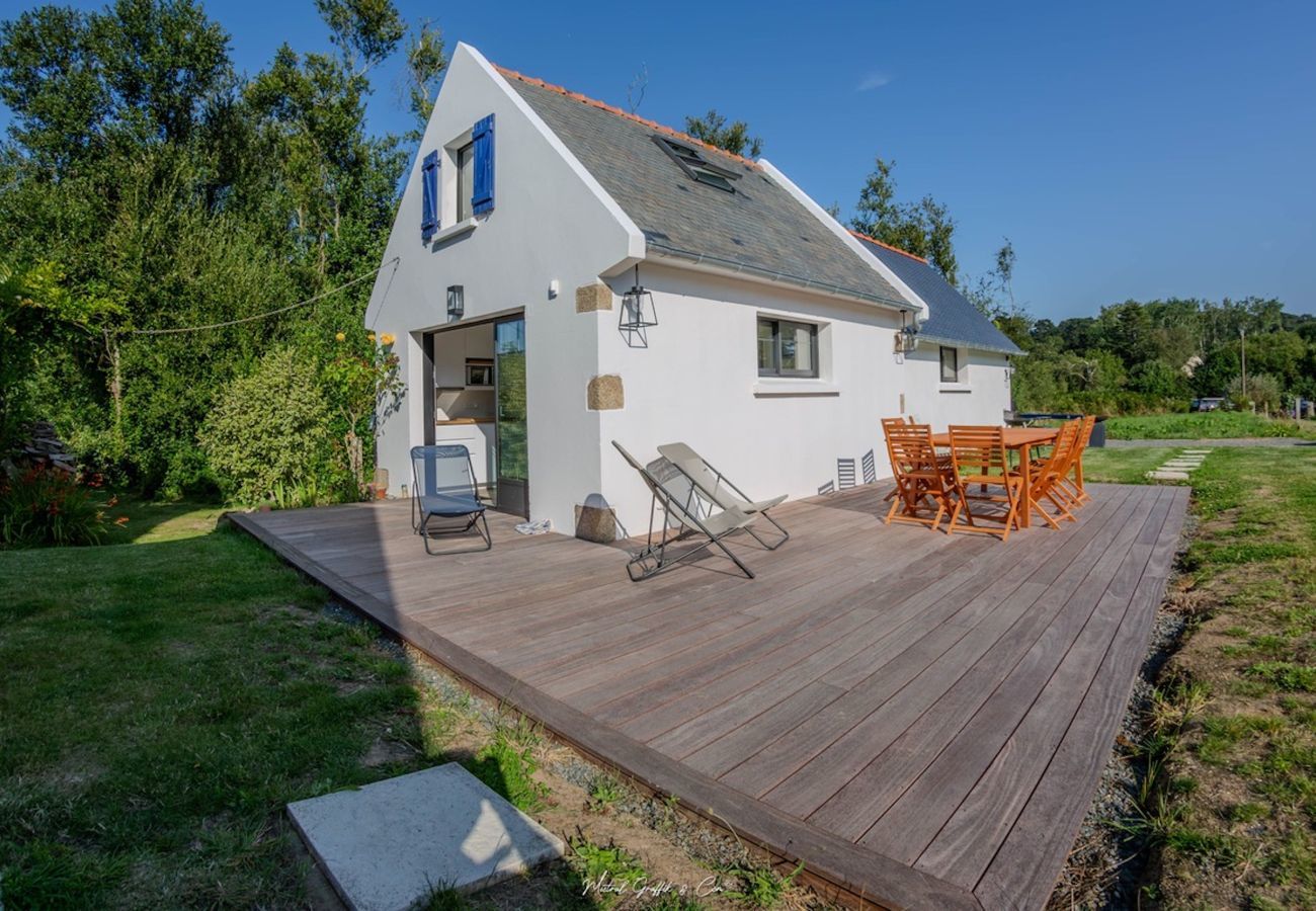 House in Penvénan - House 300 m from the sea with garden