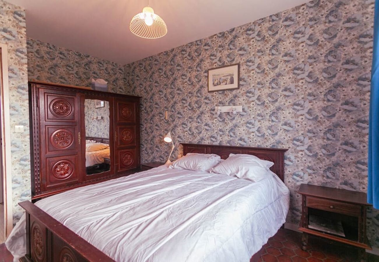 House in Penvénan - House 400m from the beach, for 6 people