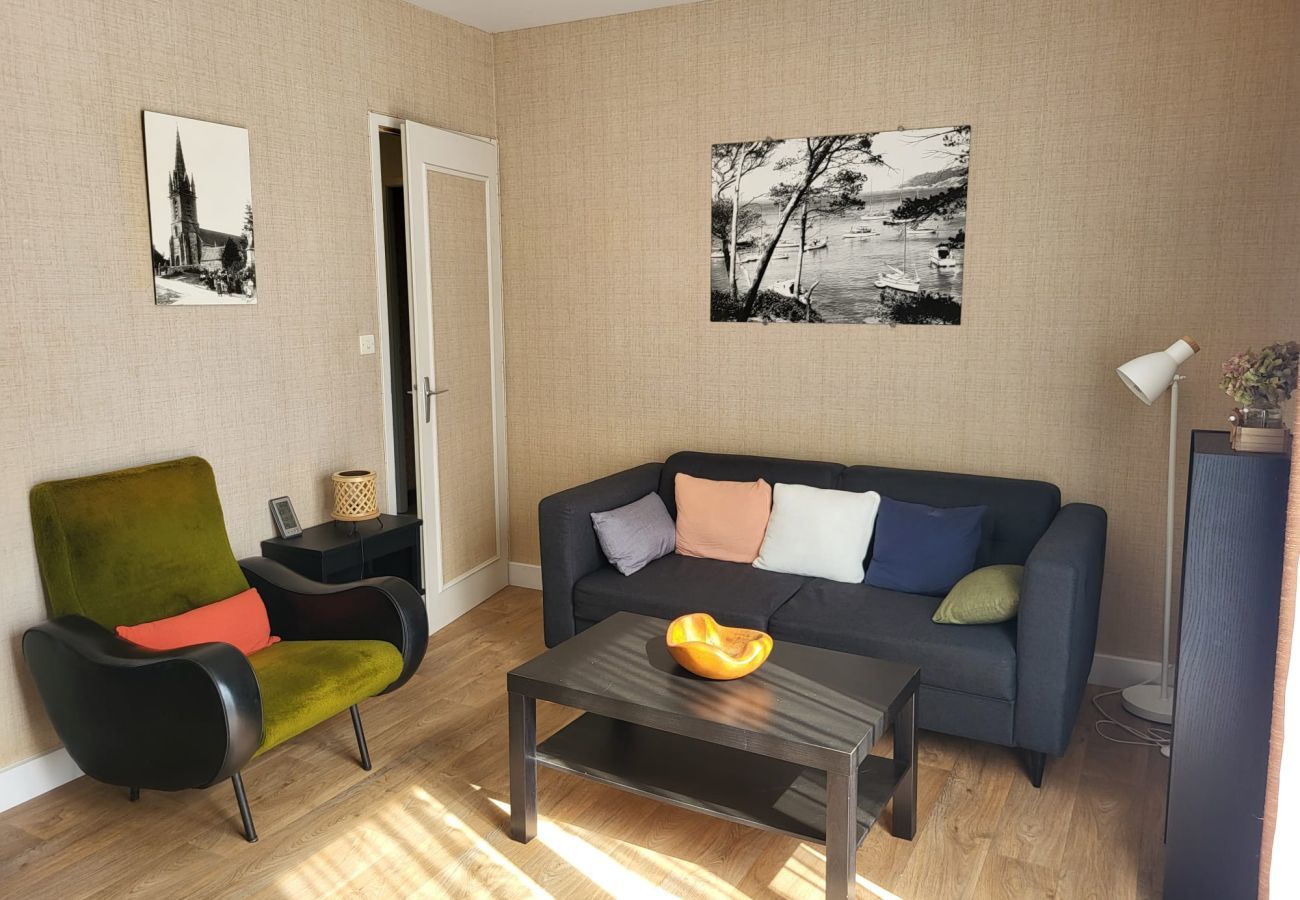 House in Penvénan - House 400m from the beach, for 6 people